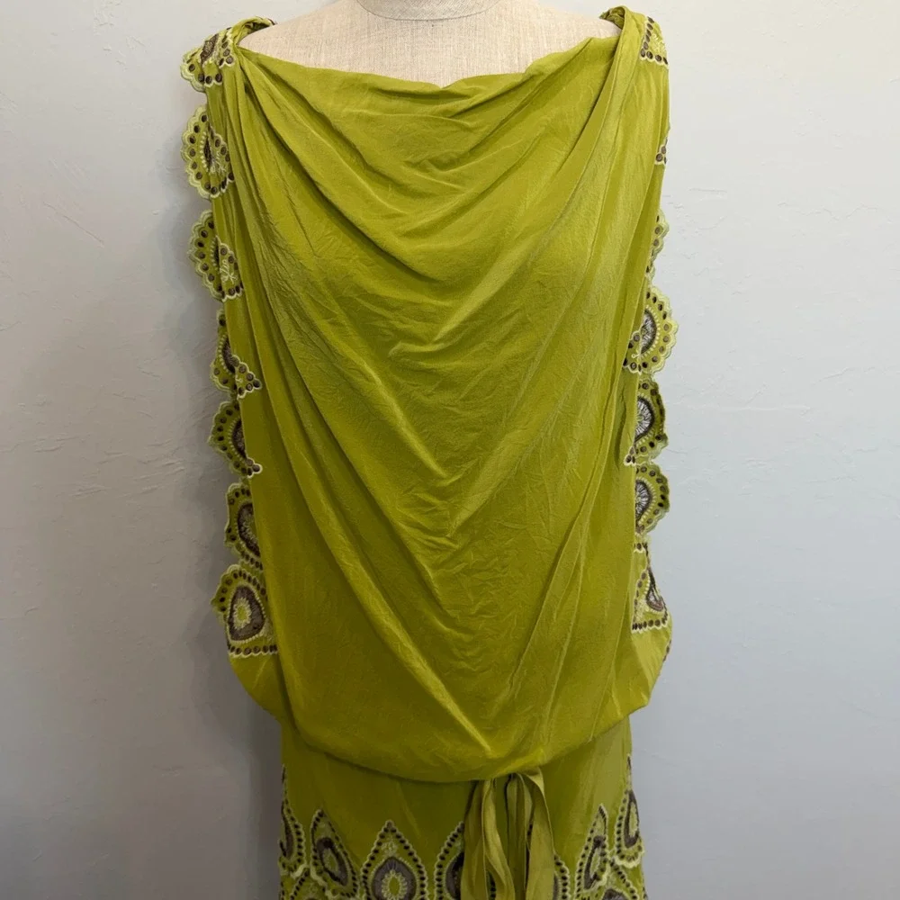 BCBGMAXAZRIA S Runway Silk Dress Chartreuse Green Embroidered Eyelet Luxury